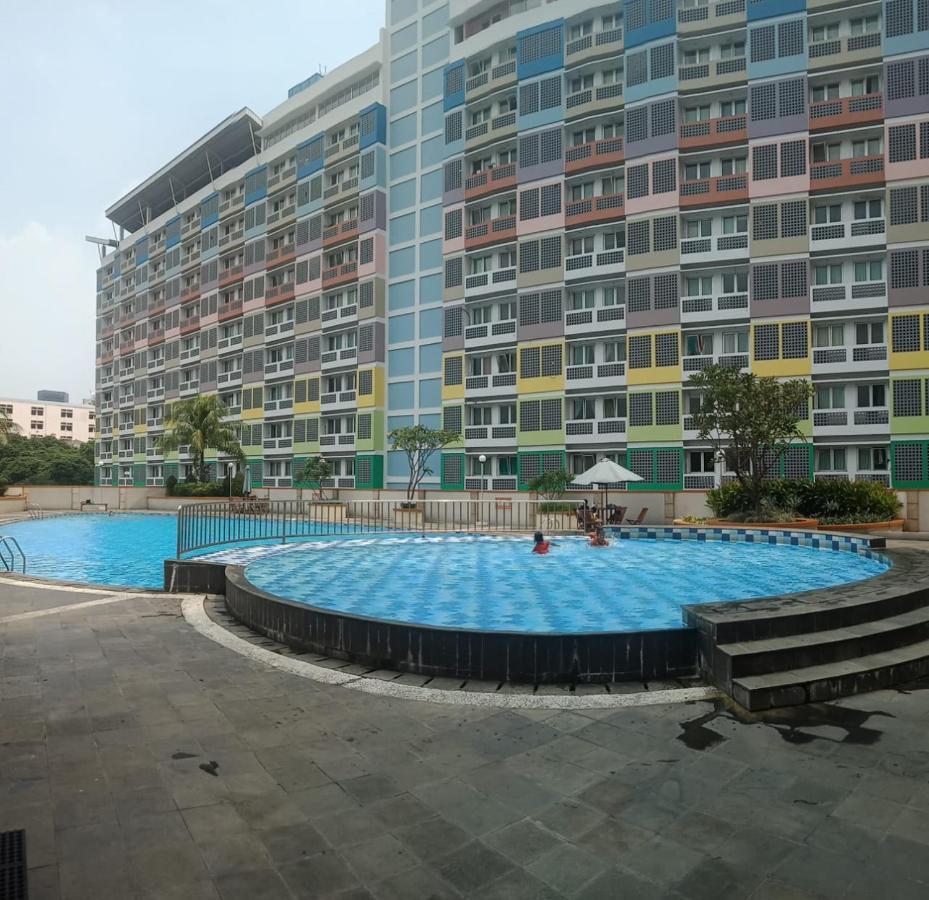 Sopian Apartemen Depok Exterior photo