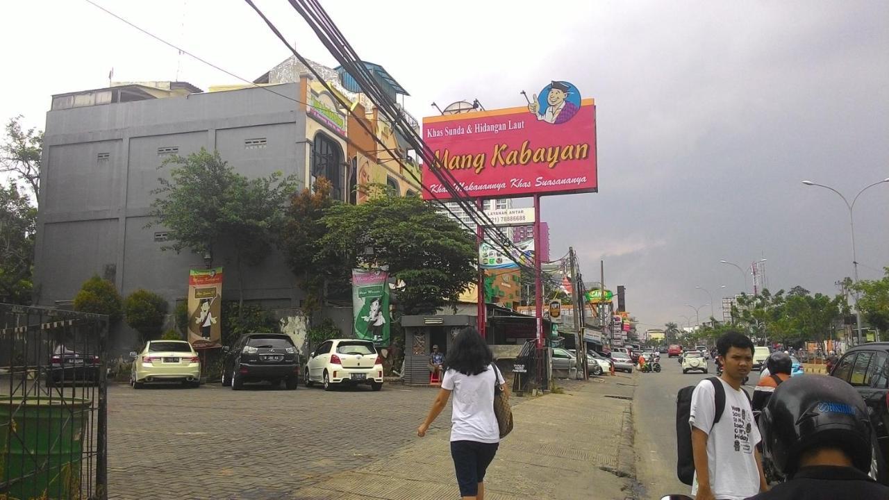 Sopian Apartemen Depok Exterior photo